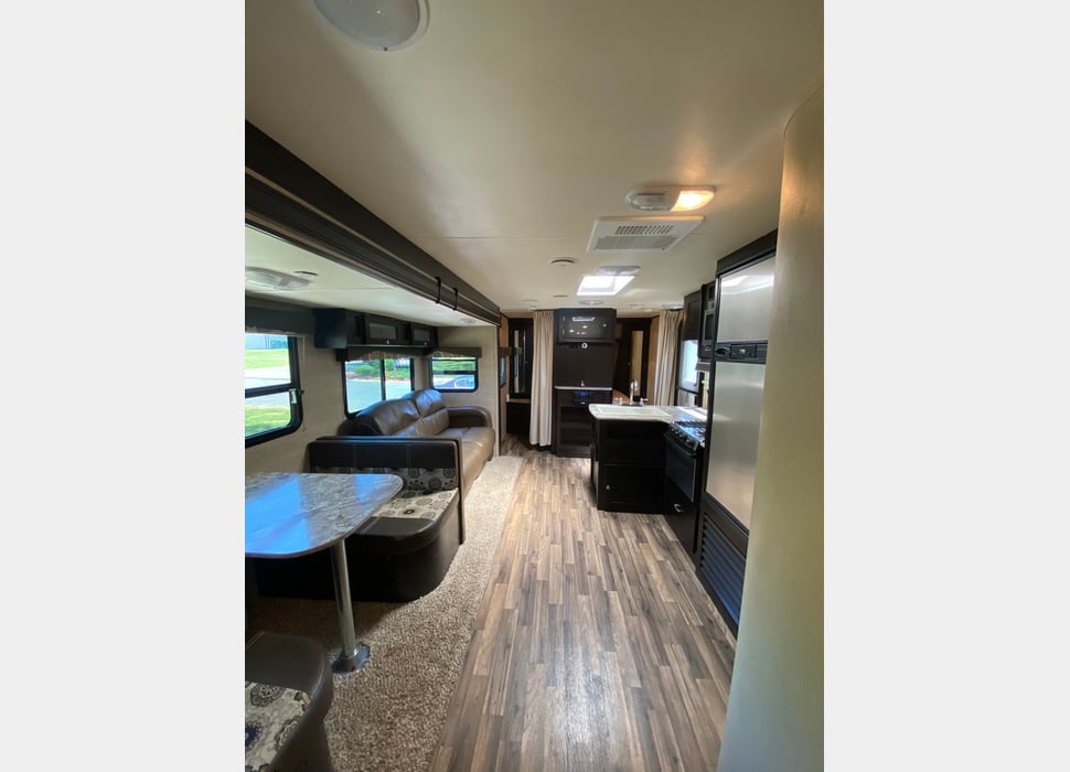 Travel Trailer rentals in Lonsdale