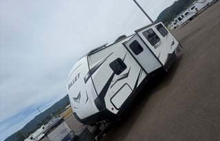 8-10 Family budget sleeper