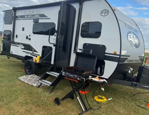 Forest River RV Cherokee Wolf Pup Black Label 17JWBL