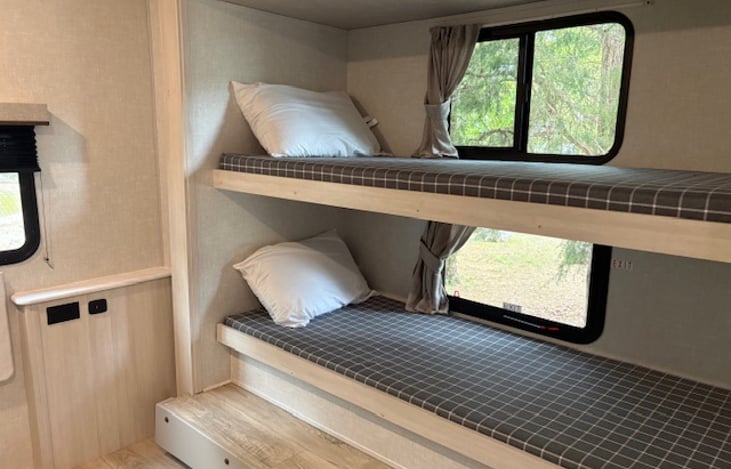 BUNKROOM - each bunk will have clean sheets