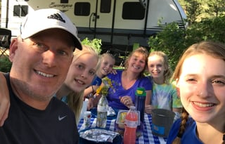 2017 Surveyor 245 BHS   Delivery available. Generator available.