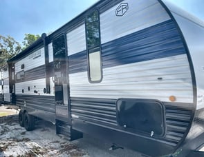 Forest River RV Cherokee Wolf Den 294GEBG