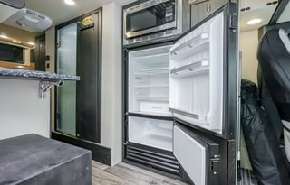 Only 185 weekday Mercedes Seats 5 Sleeps 2-3