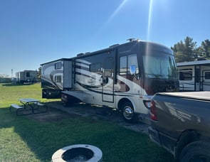 Fleetwood RV Bounder Classic 36H