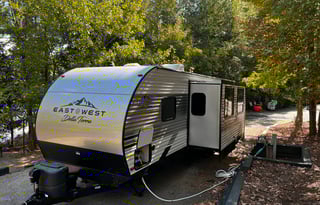 2022 East to West Della Terra