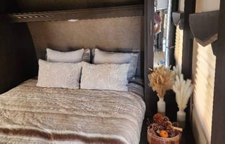 2018 Clean-Forest River RV Stealth FQ2313