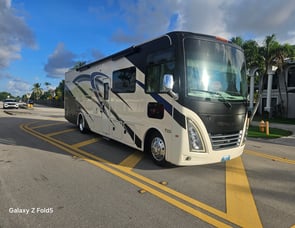 Thor Motor Coach Windsport 34J