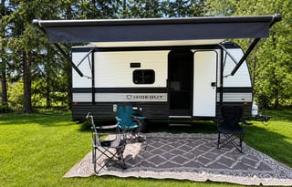 Lightweight Family Bunkhouse; Easy Tow; Stocked!