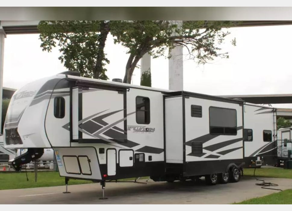 Toy Hauler rentals in Grain Valley