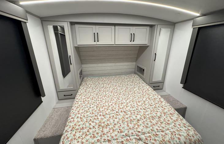 Main Bedroom with Standard Queen Bed