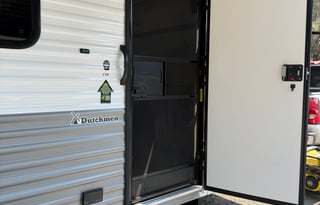 2024 Coleman Lantern LT 17b