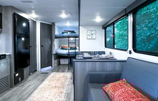 Campfire Cruisers Bunkhouse