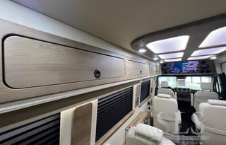 2024 Midwest Automotive Designs Daycruiser D6