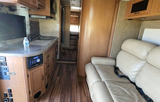 2014 coachmen prism, sleeps 4