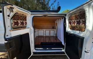 2016 Upgraded Conv Camper Van Ford +NEWCamper Top