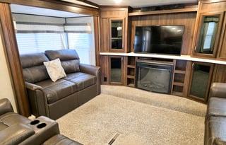 Meet "Joy" - 2017 Forest River Columbus SMTX1822