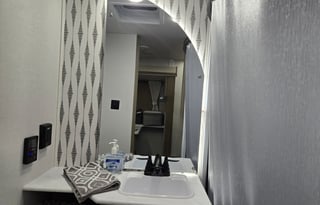 Family friendly with spacious private bunkroom!