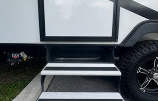 Winnie’s Road Adventures- 2024 Winnebago camper