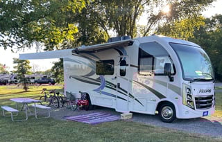 Luxury Compact RV- Easy to Drive, Road Trip Ready