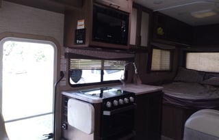 2021 Thor Motor Coach Freedom Elite 23H