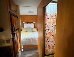 Forest River RV Sunseeker 2600SFord