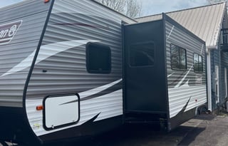 2018 Coleman Lantern HAL695