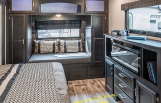 Pet-Frienldly Couples Retreat