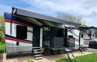 2023 Grand Design Momentum 399TH-R