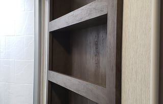 Bunkhouse & Lounge, Fully-Loaded & Turn-key Ready!