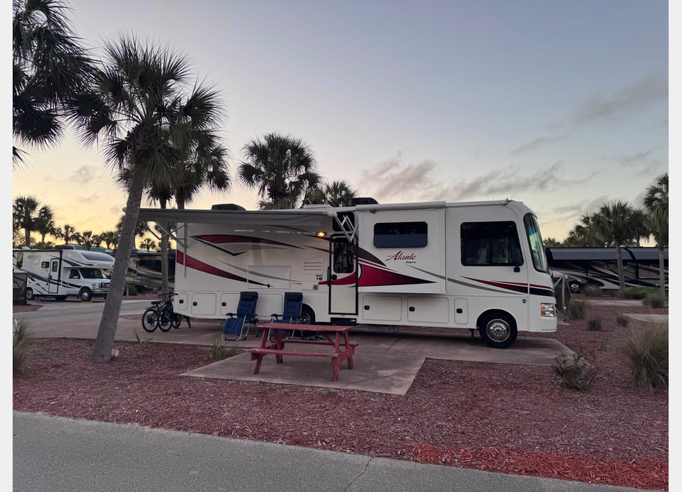 Class A Motor Home rentals in Peru
