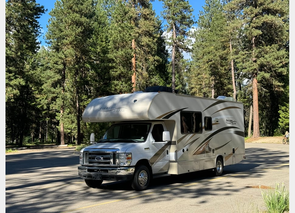Class C Motor Home rentals in Nampa