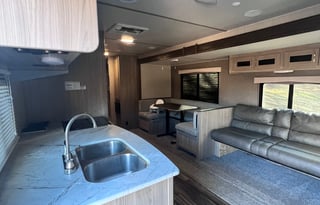 2020 Coachmen RV Freedom Express Select 31SE