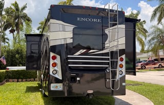 Luxury 2021 Coachmen Encore 355DS | Washer & Dryer
