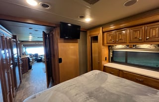 2016 Thor Motor Coach Palazzo 33.2
