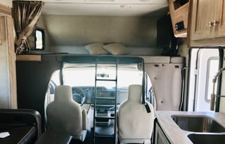 2020 Forest River Sunseeker LE 2850s