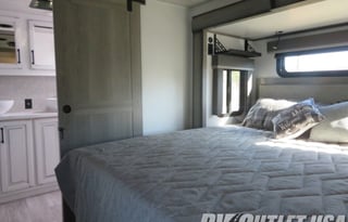 Luxury Nashville area RV Rental - Sleeps 6