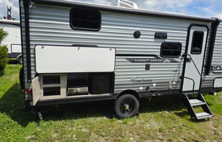Family Bunkhouse Travel Trailer