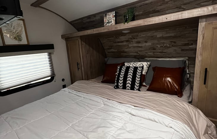 Queen size master bedroom bed.
