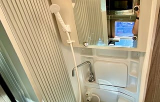 2022 Thor Luxury Family Adventure Van -  Sleeps 4!