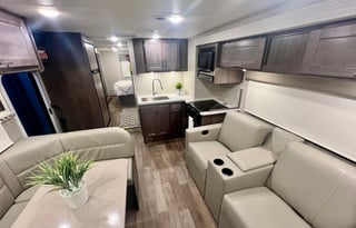2025 Winnebago 31H Bunkhouse