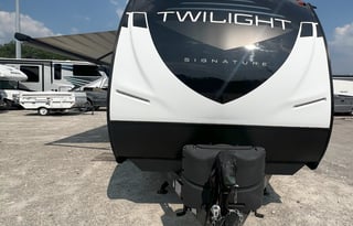 2021 Cruiser Twilight Signature TWS 3300