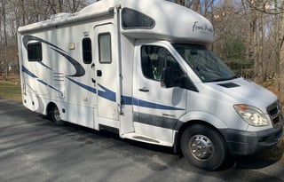 2008 Four Winds RV Four Winds Siesta Sprinter 24SA