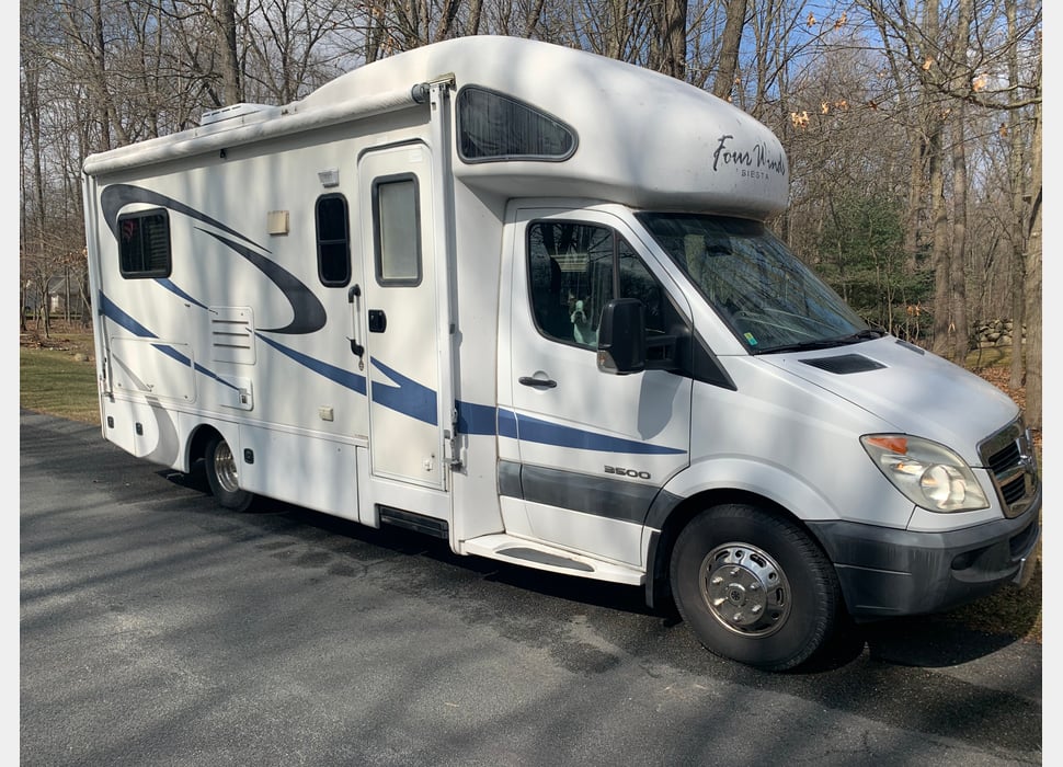 Class C Motor Home rentals in Westland