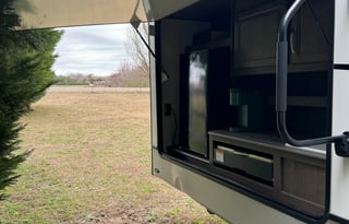 Fifth Wheeling Adventures!!