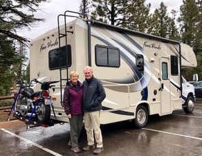 Thor Motor Coach Four Winds 23U