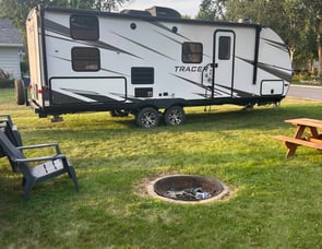Prime Time RV Tracer 24DBS