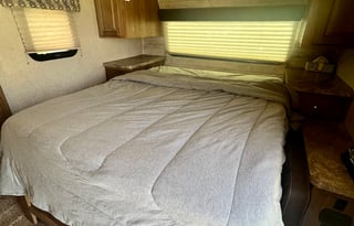 Cozy Family Camper with Goodies!