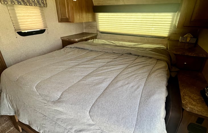 Murphy “master bed” queen size