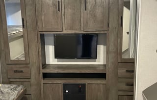 2021 Forest River RV Wildwood 31KQBTS