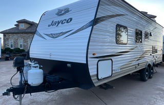 Spacious Clean 29' Jayco Baja Travel Trailer